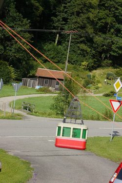 Gondel mit Hintergrund. Focus ist auf dem Hintergrund.